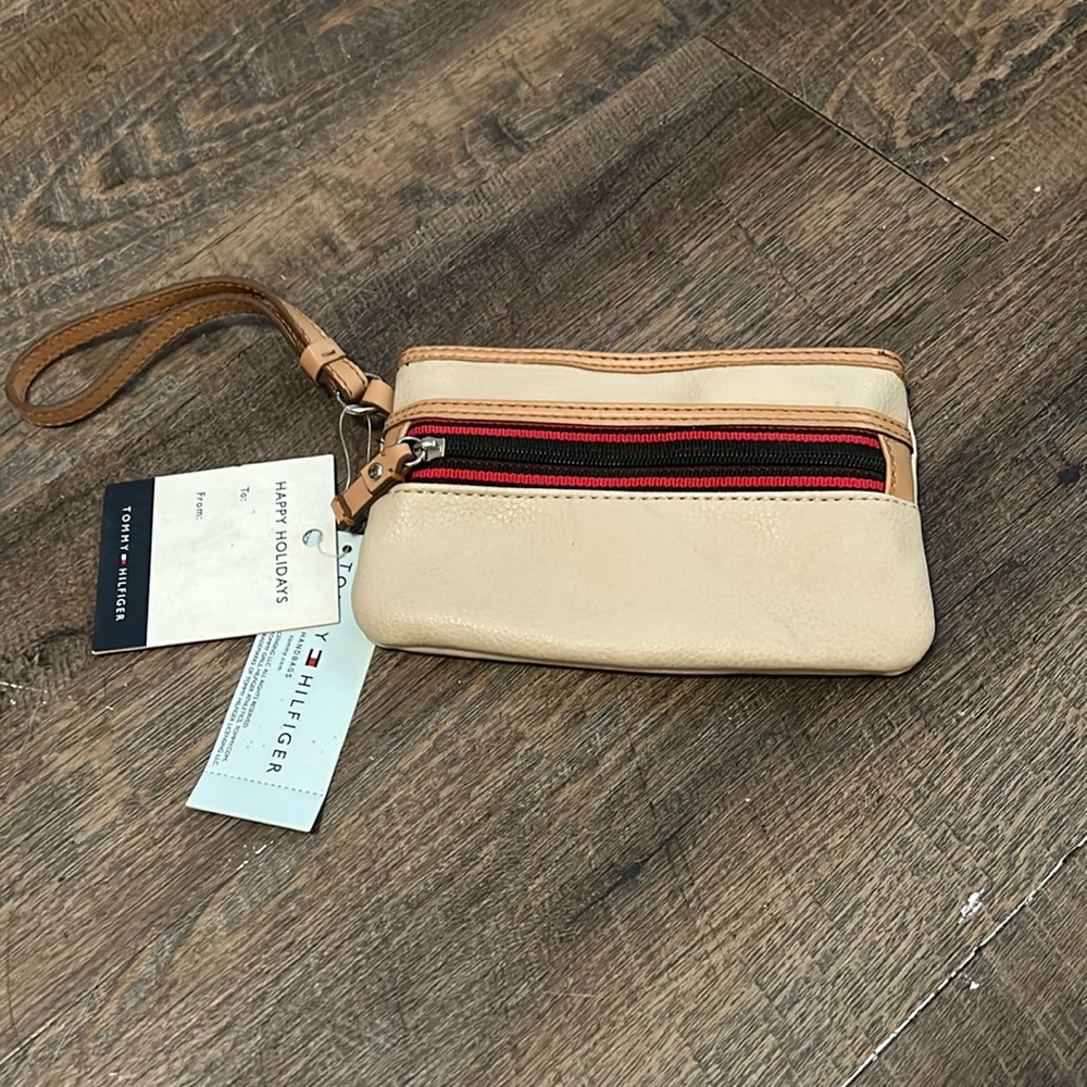 Vintage Tommy Hilfiger Women's Wristlet Wallet Small Tan Clutch Bag NEW